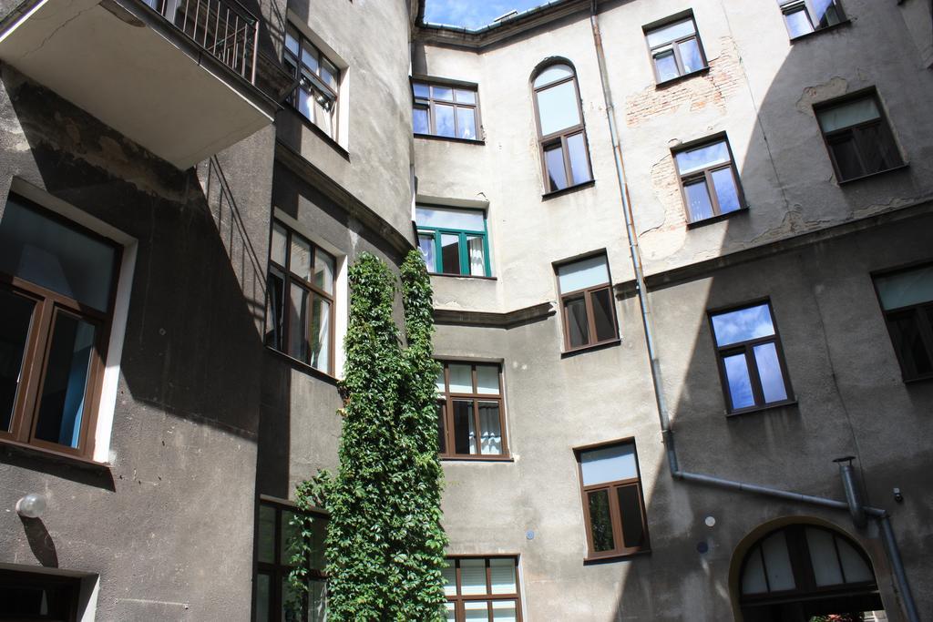 Cent Hostel ルブリン エクステリア 写真