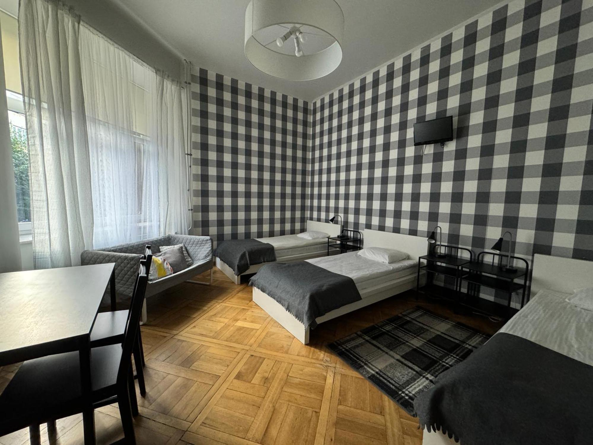 Cent Hostel ルブリン エクステリア 写真